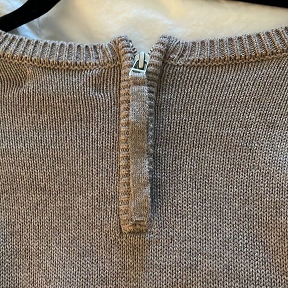 NWOT colorblock sweater - Picture 3 of 4